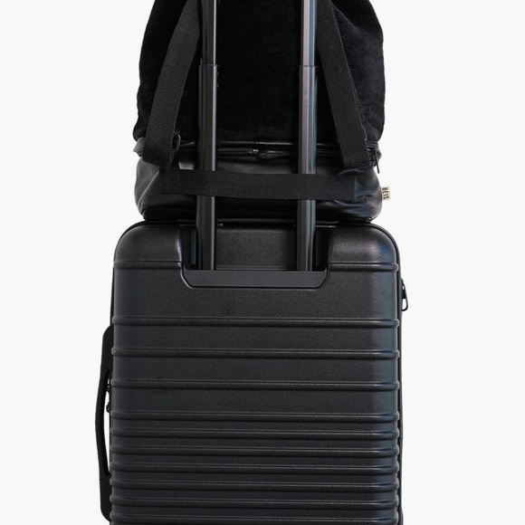 Béis
Terry
Backpack
Cooler - Picture 4 of 6